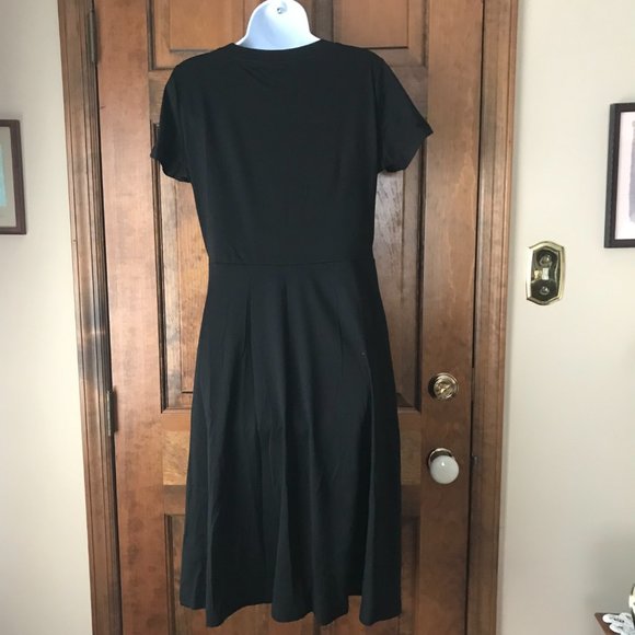 Helyo Fashion Black Short Sleeve Dress w/Seam Pockets Large - Picture 8 of 11